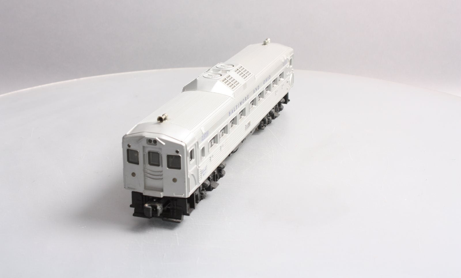 Lionel 2559 Vintage O Baltimore & Ohio RDC Non-Powered Passenger Car