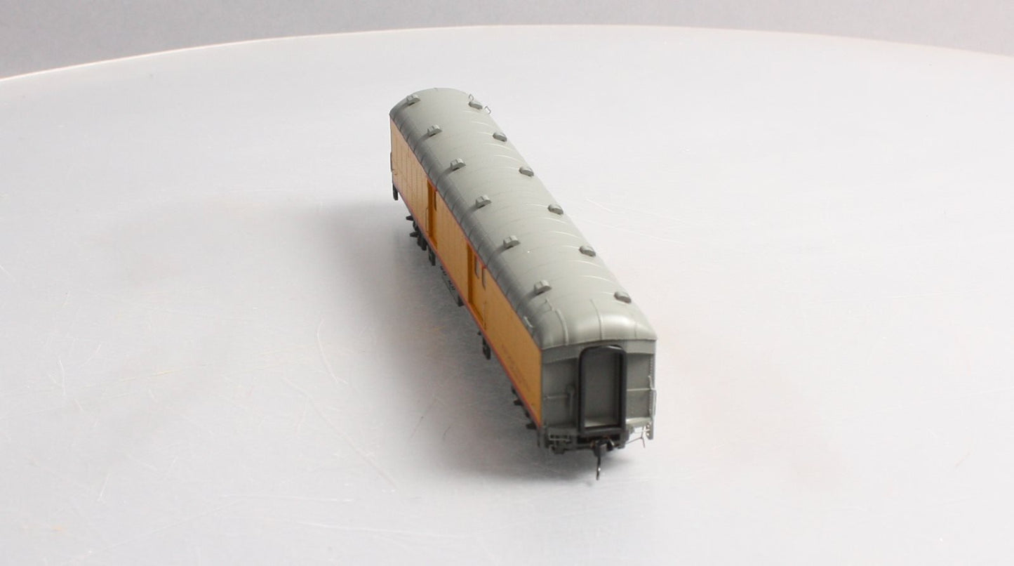 Walthers 920-17364 HO Union Pacific 70' ACF Arched-Roof Baggage Car LN/Box