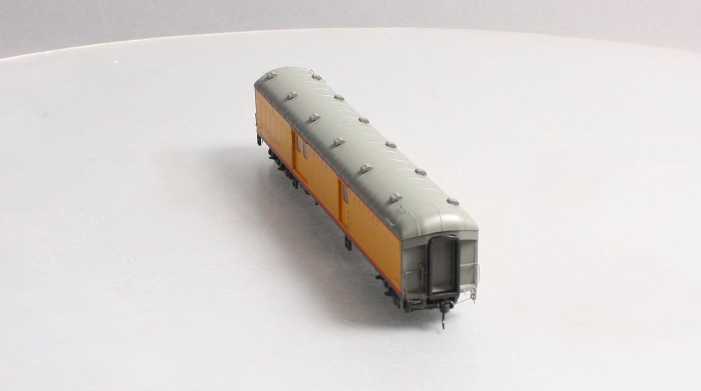 Walthers 920-17364 HO Union Pacific 70' ACF Arched-Roof Baggage Car LN/Box