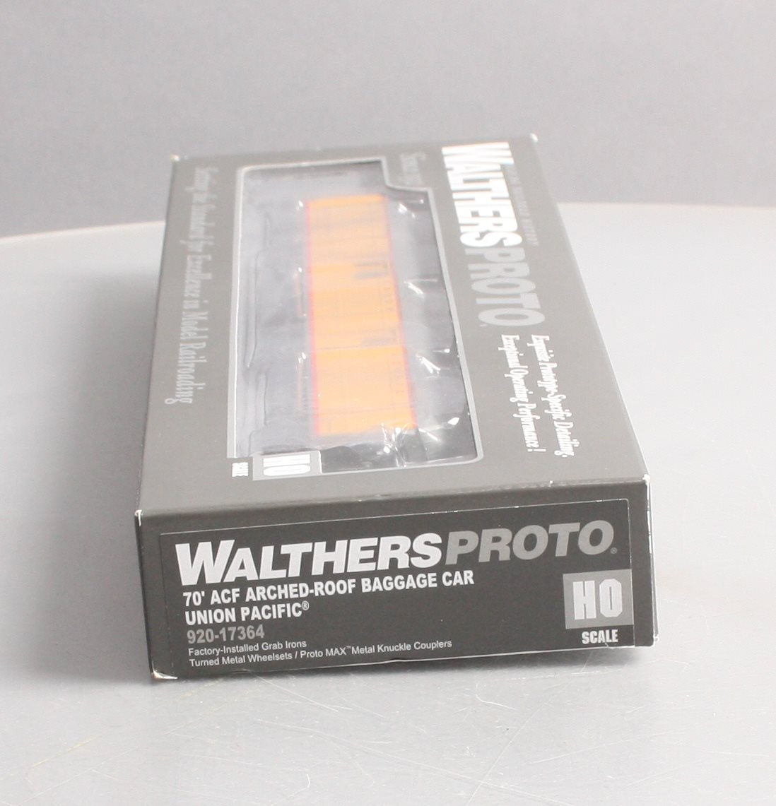 Walthers 920-17364 HO Union Pacific 70' ACF Arched-Roof Baggage Car LN/Box