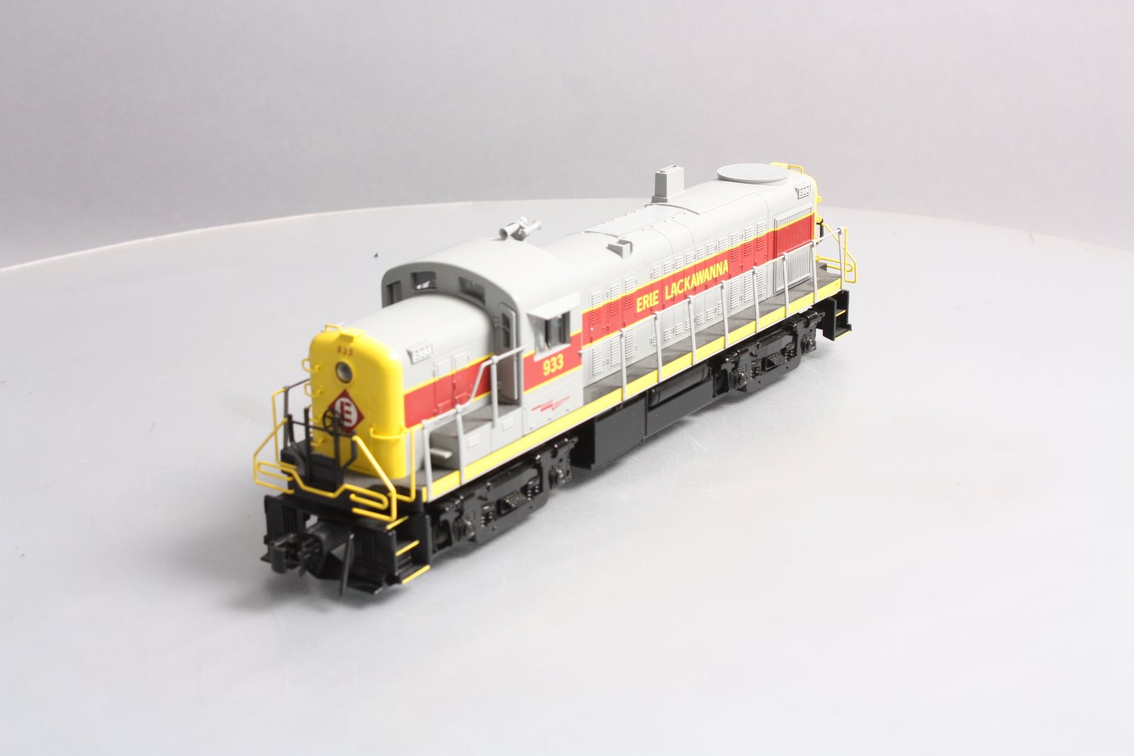 K-Line 6-22280 O Gauge Erie RS-3 Diesel Locomotive #933 w/TMCC&RailSounds