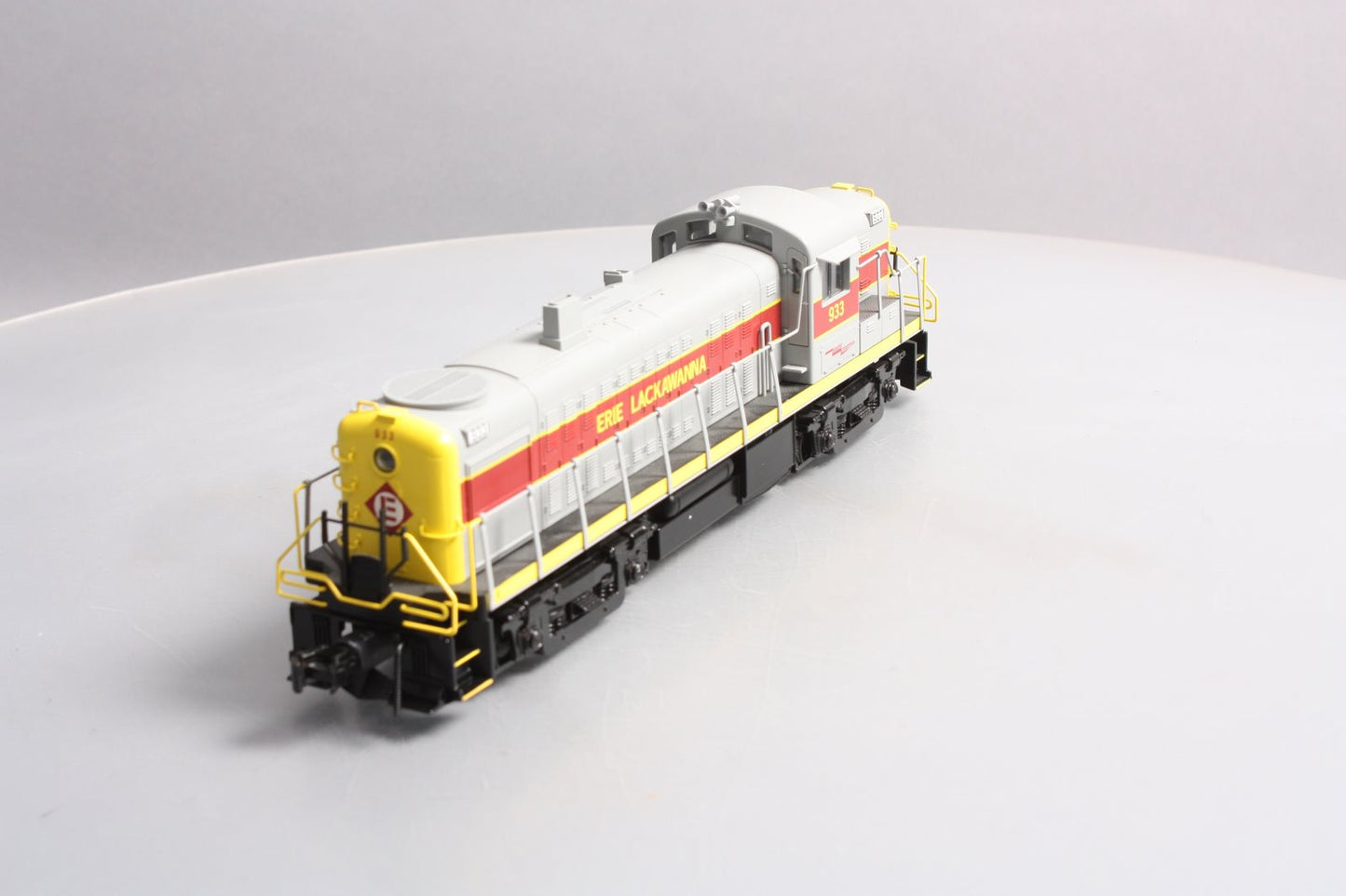 K-Line 6-22280 O Gauge Erie RS-3 Diesel Locomotive #933 w/TMCC&RailSounds