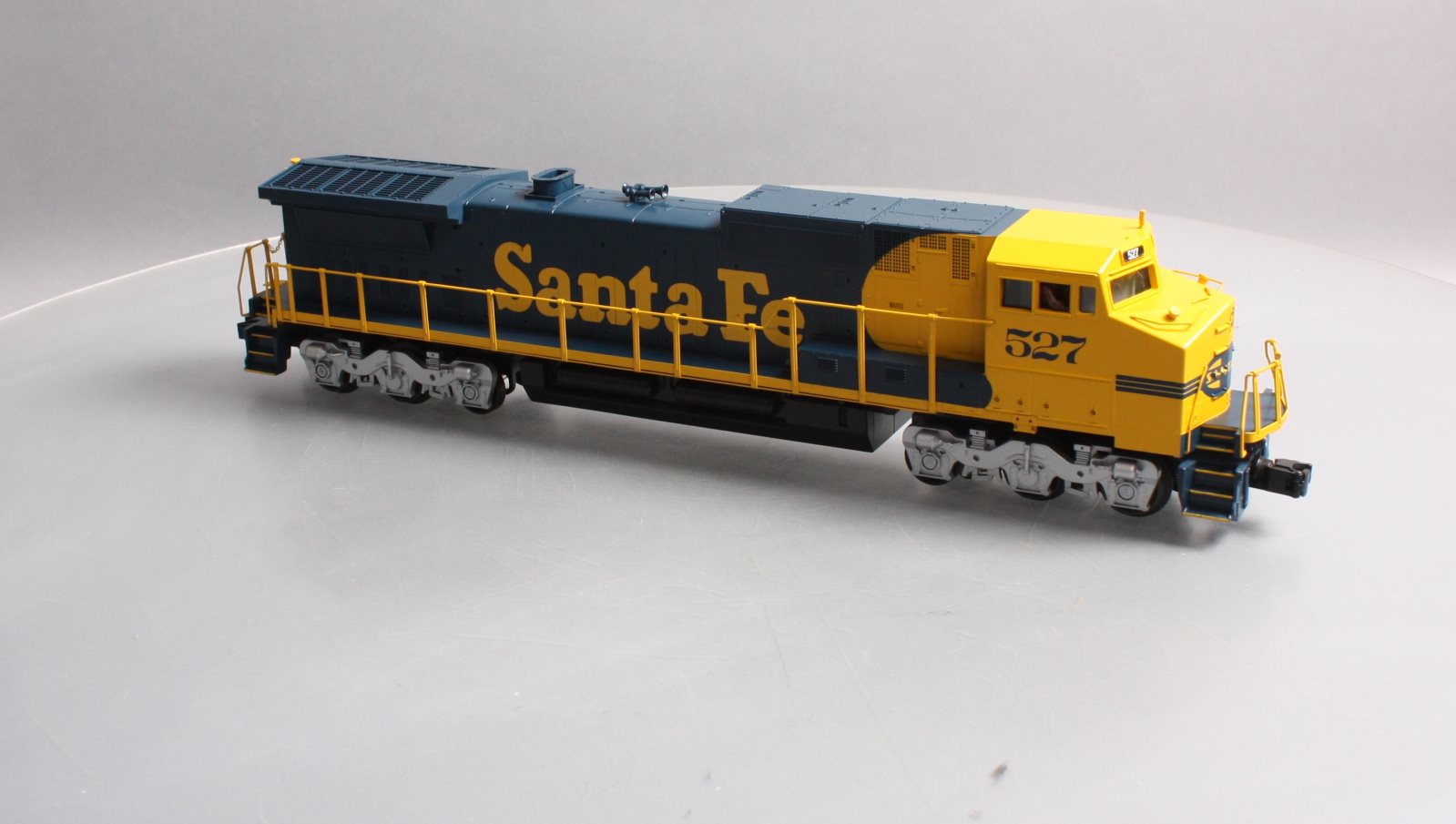 MTH 30-2309-1 O Santa Fe Dash-8 Diesel Engine w/PS2 #527 LN/Box
