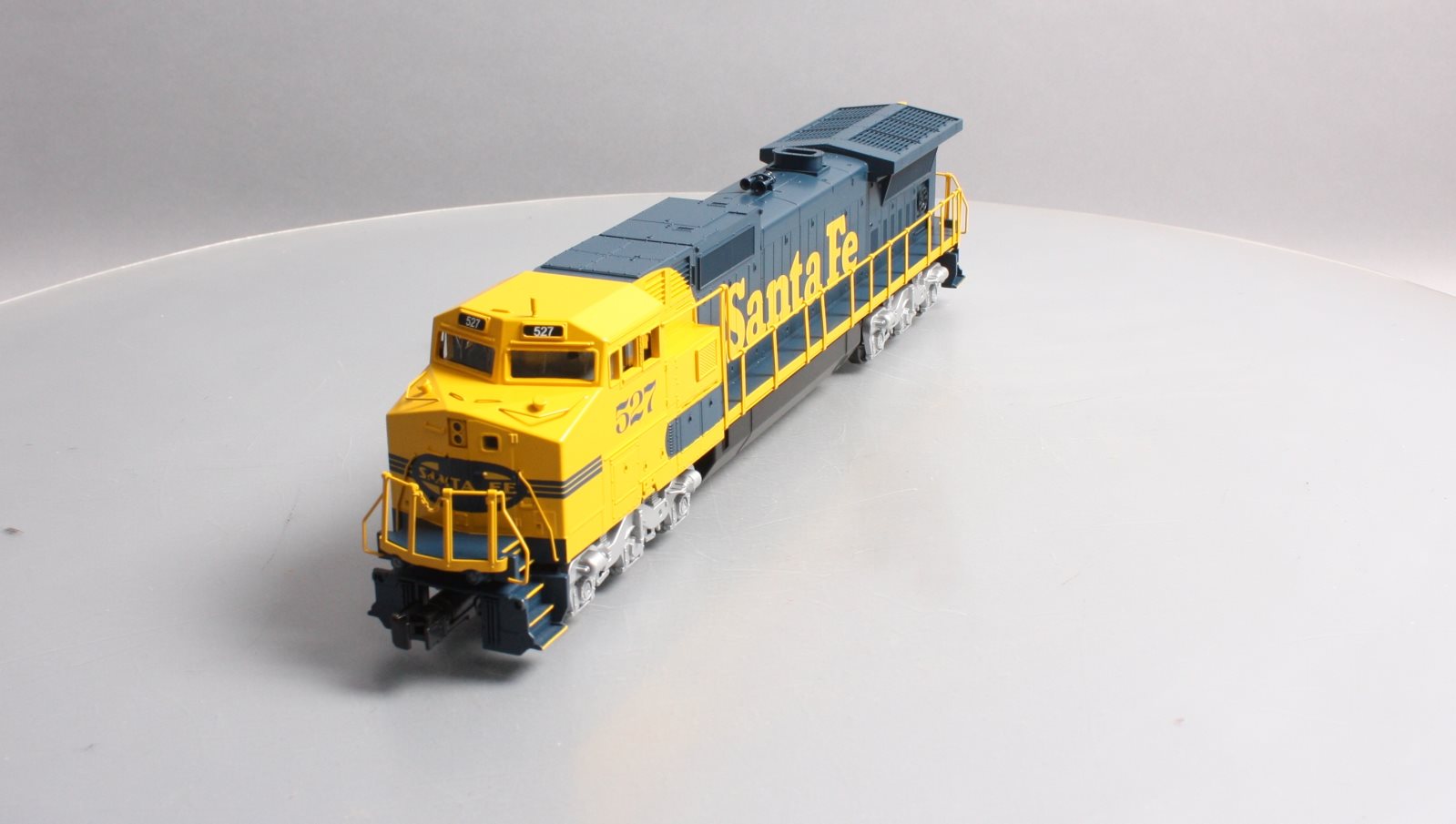 MTH 30-2309-1 O Santa Fe Dash-8 Diesel Engine w/PS2 #527 LN/Box