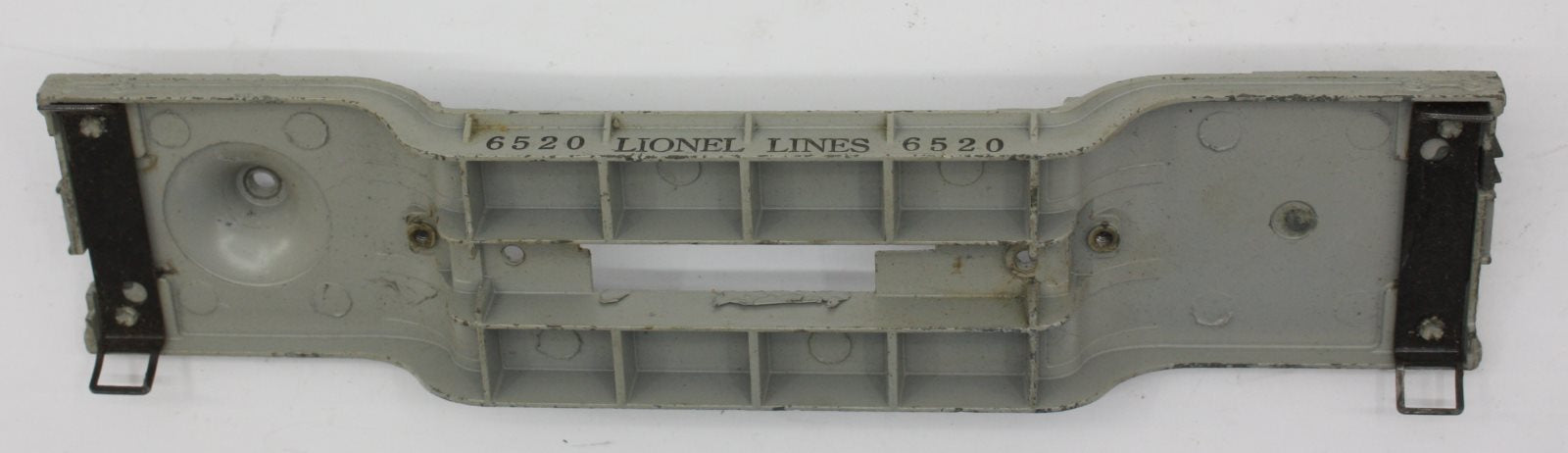 Lionel 6520-04 Car Frame With Steps and Break Stand Only