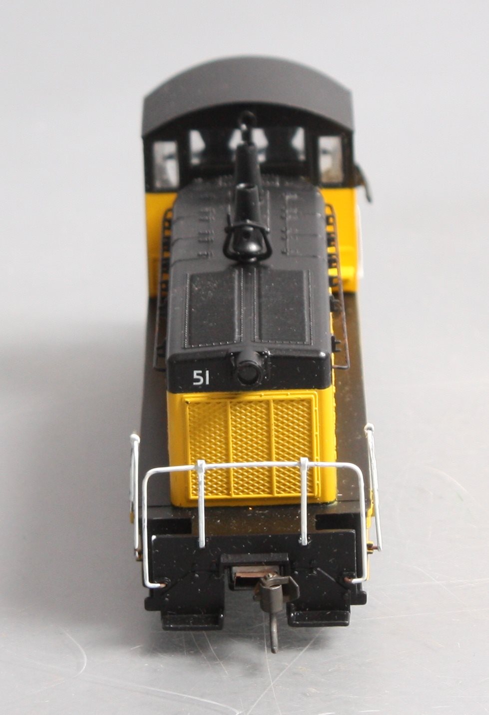 Athearn 2208 HO PBNE Special Edition SW-7 w/ 2 Gondolas