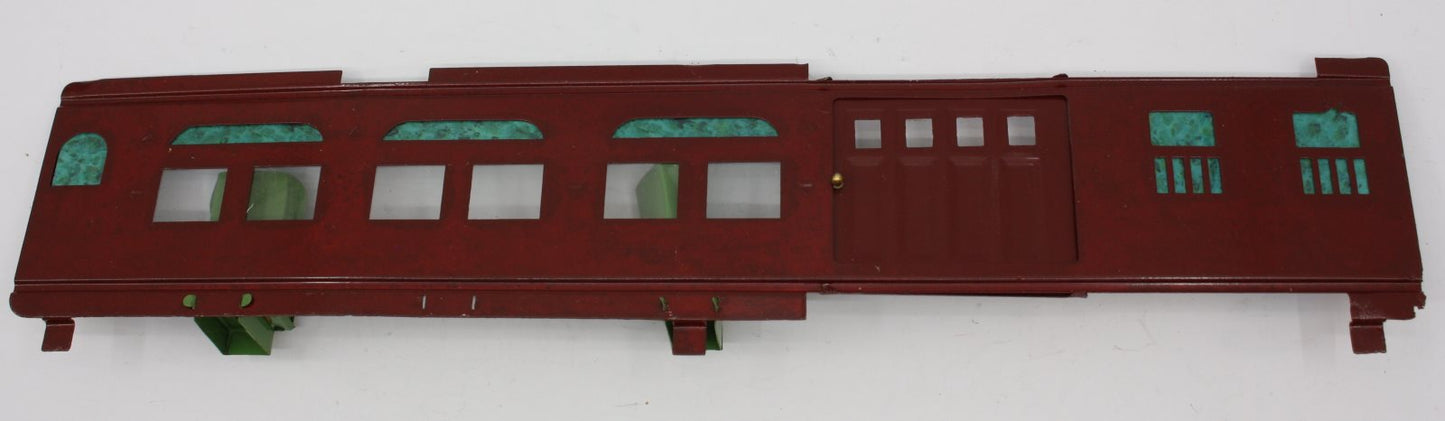 Lionel 418-205 Maroon Interior Wall with Green Seats-Missing a Seat