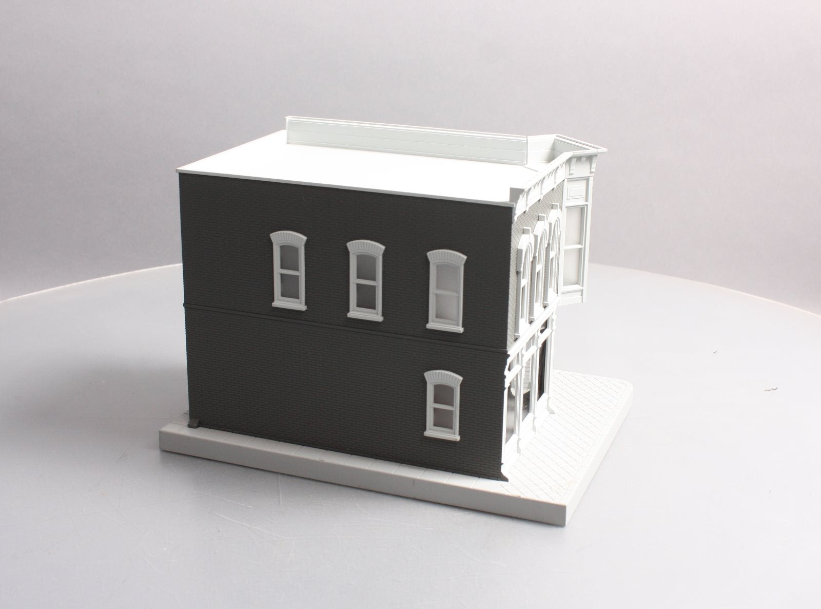 MTH 30-9085 Train Store Corner Building LN/Box