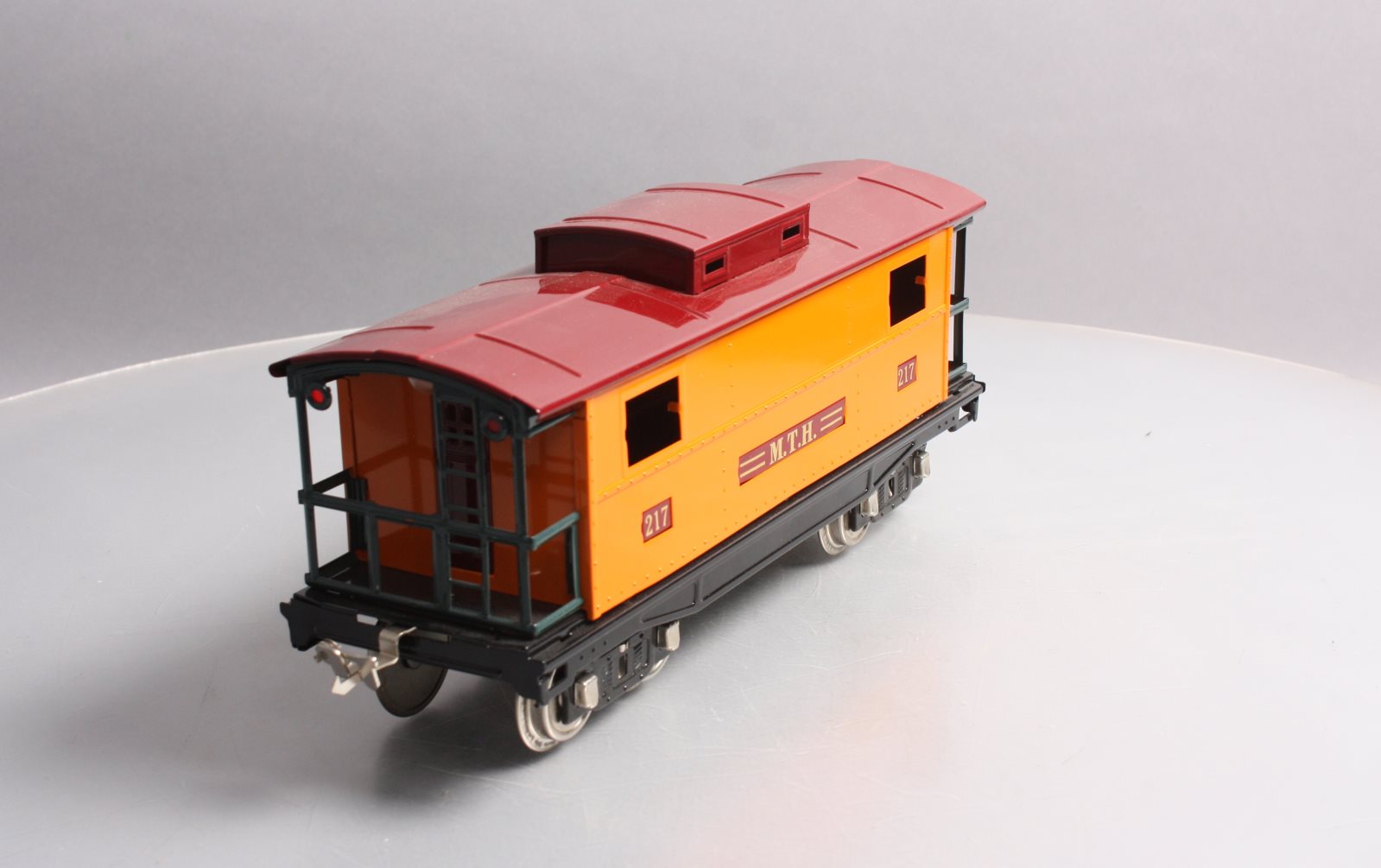 MTH 10-2043 Std. Gauge MTH Lines Orange & Maroon w/Brass 200 Series Caboose