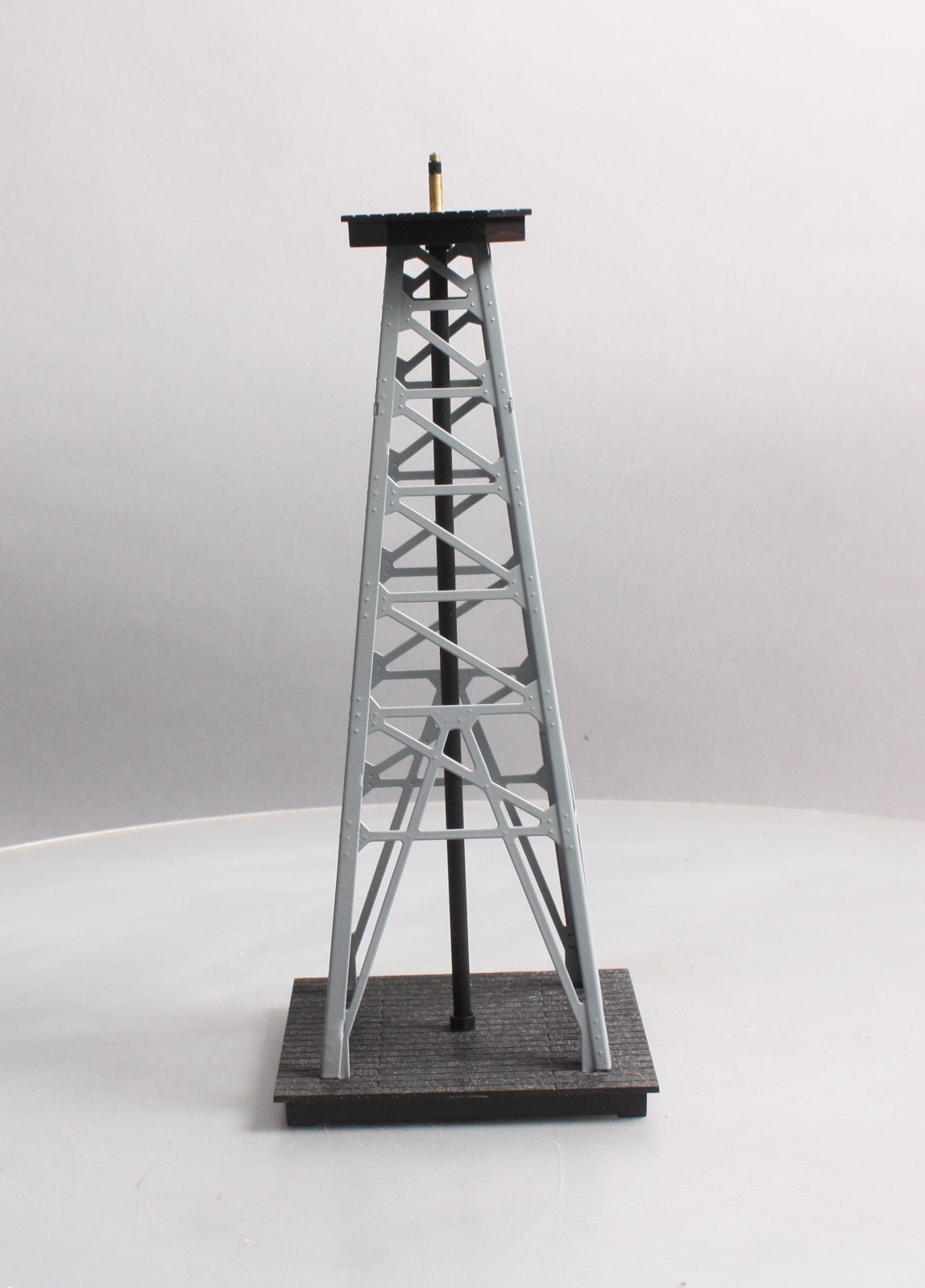 Lionel 6-12889 O Gauge Operating Windmill LN/Box