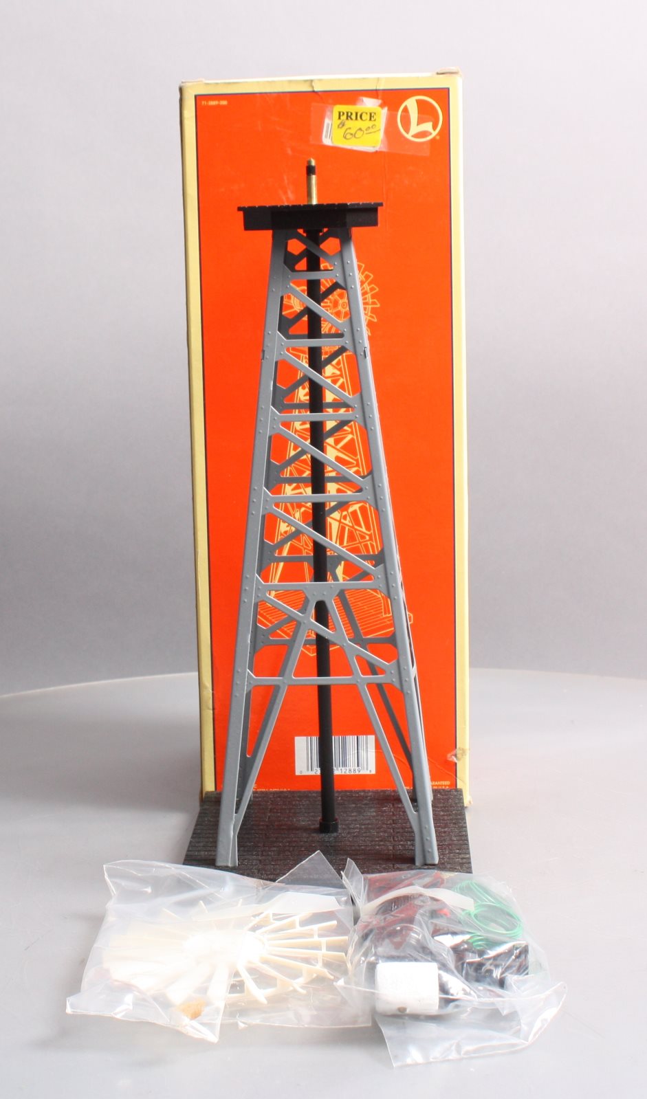 Lionel 6-12889 O Gauge Operating Windmill LN/Box