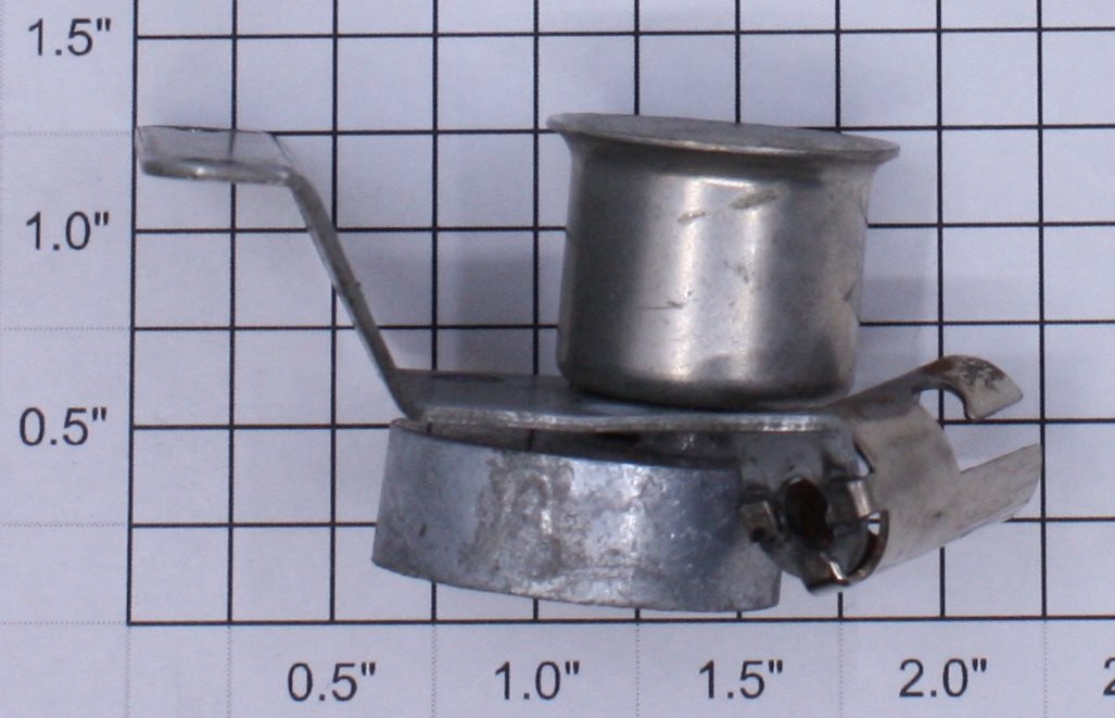Lionel 2046-17 Smoke Unit & Lamp Socket Assembly