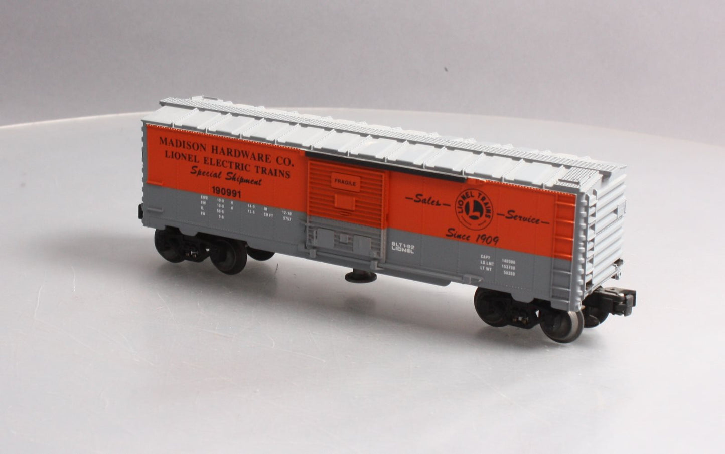 Lionel 6-19816 O Gauge Madison Hardware Operating Boxcar #190991 LN/Box