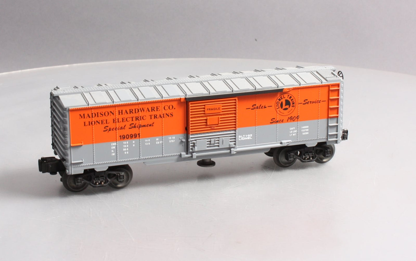 Lionel 6-19816 O Gauge Madison Hardware Operating Boxcar #190991 LN/Box
