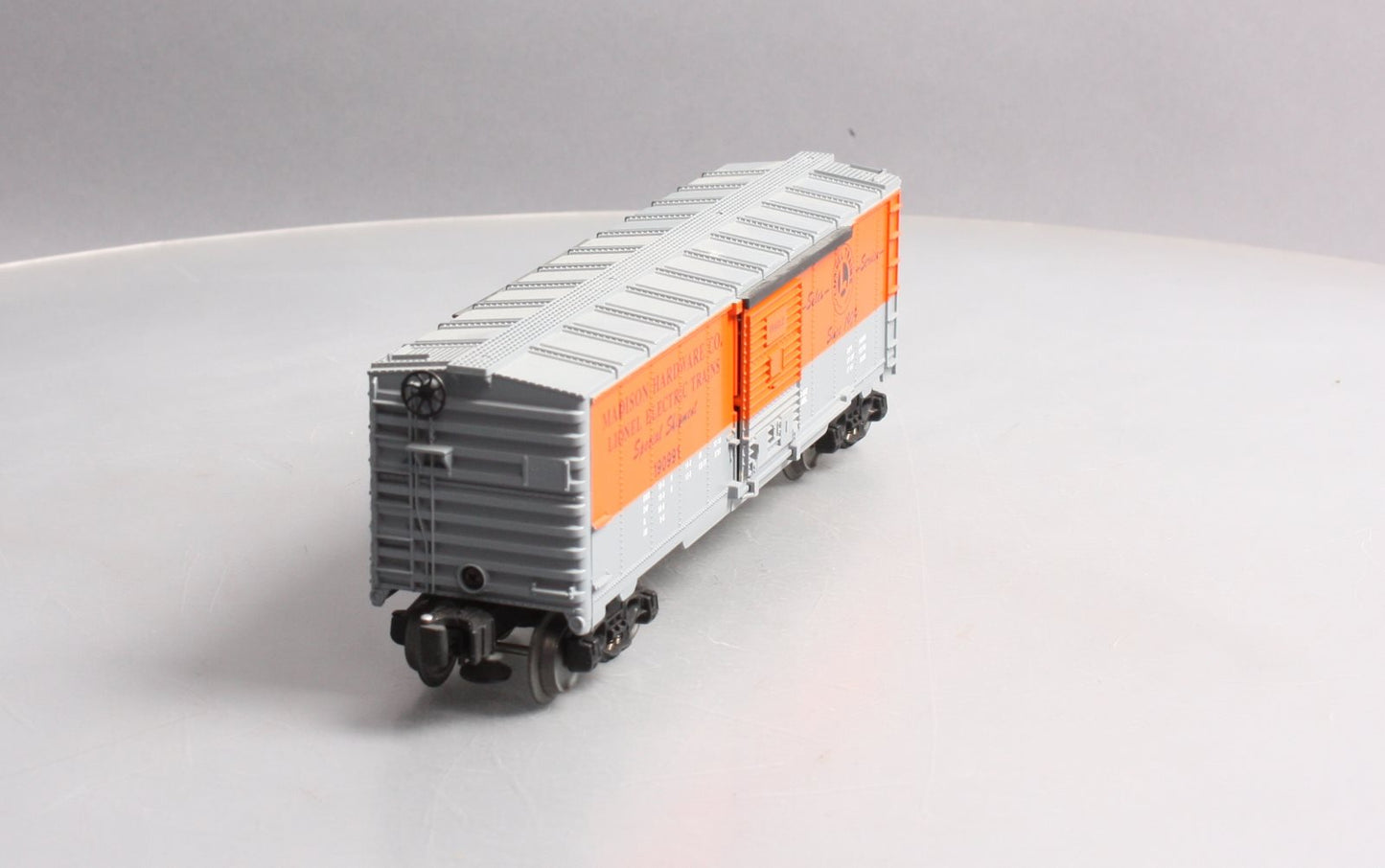 Lionel 6-19816 O Gauge Madison Hardware Operating Boxcar #190991 LN/Box