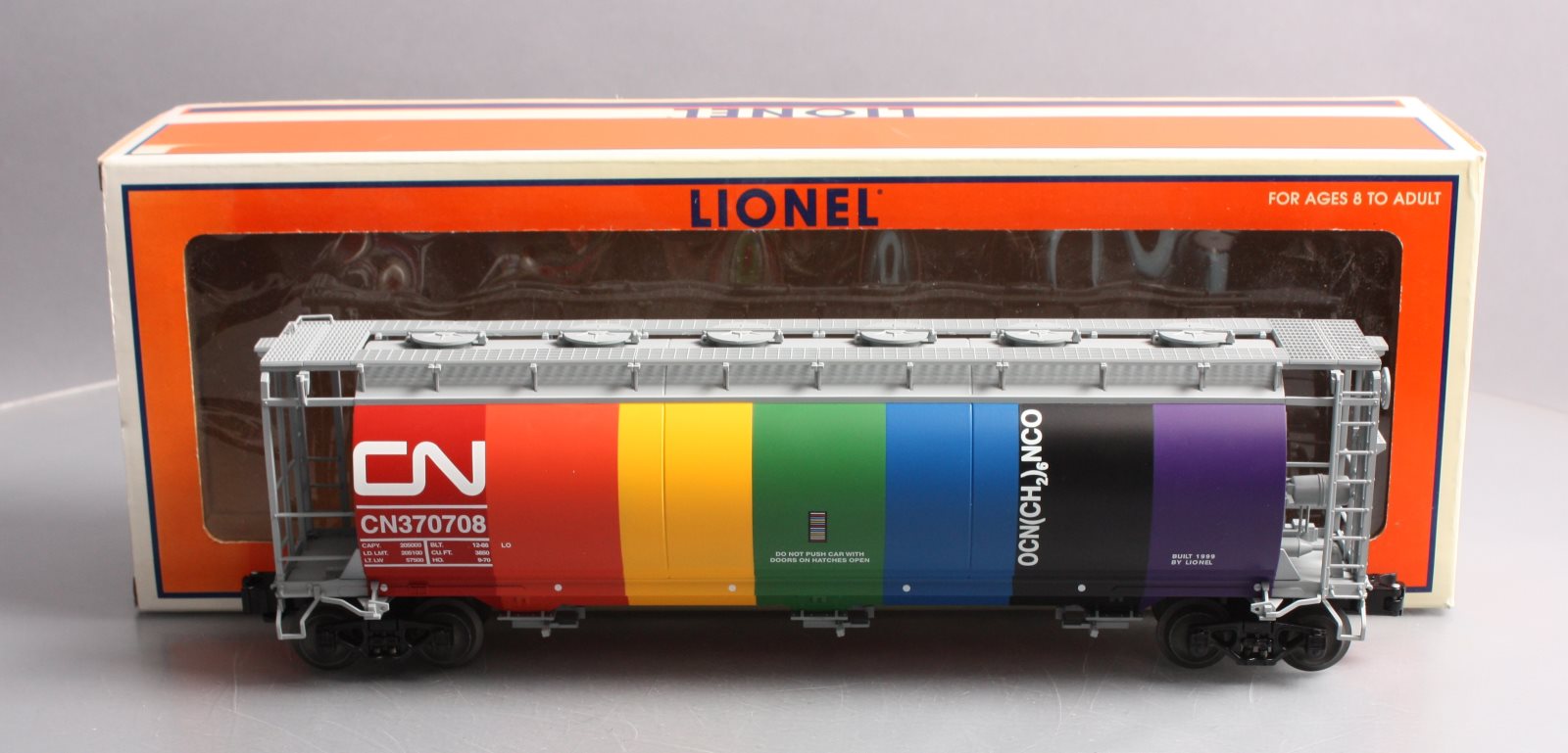 Lionel 6-19345 O Gauge Canadian National 3-Bay Cylindrical Hopper #370708 LN/Box