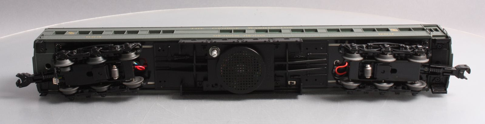 Lionel 6-15575 O C&O The George Washington Heavyweight Station Sounds Diner Car