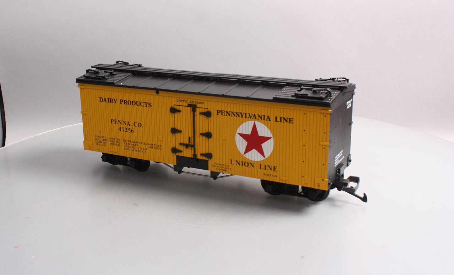 USA Trains 1656 G Penn Union Line Reefer Car #41256 LN/Box
