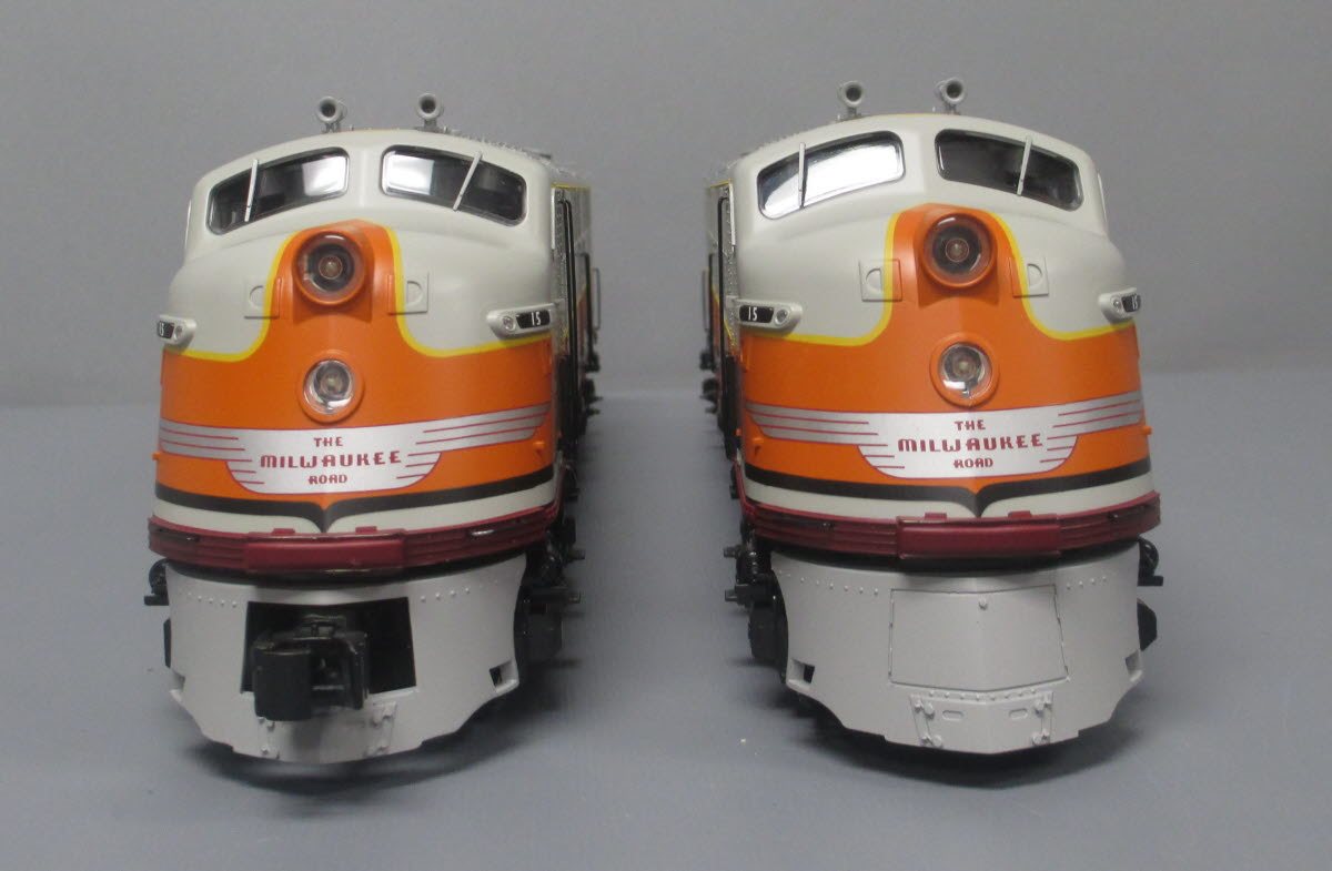 Lionel 6-24507 O Milwaukee Road E6 AA Diesel Locomotive w/TMCC #15 NIB