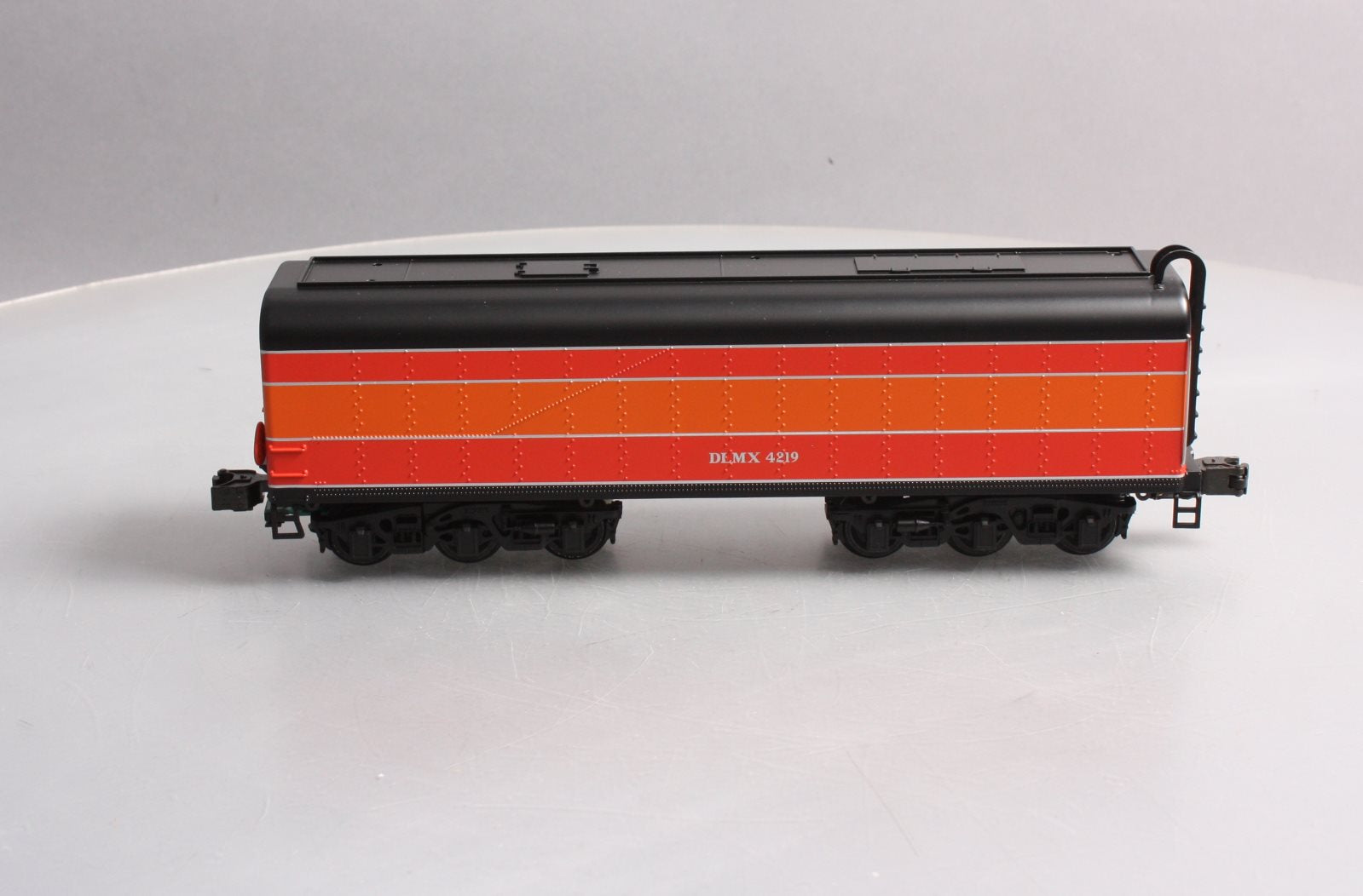 MTH 20-3037 O Gauge Southern Pacific GS-4 Daylight Auxiliary Water Tender #4219 LN/Box