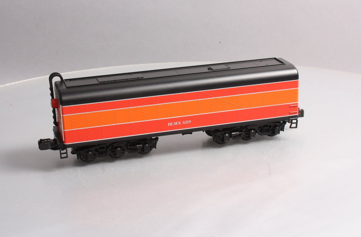 MTH 20-3037 O Gauge Southern Pacific GS-4 Daylight Auxiliary Water Tender #4219 LN/Box