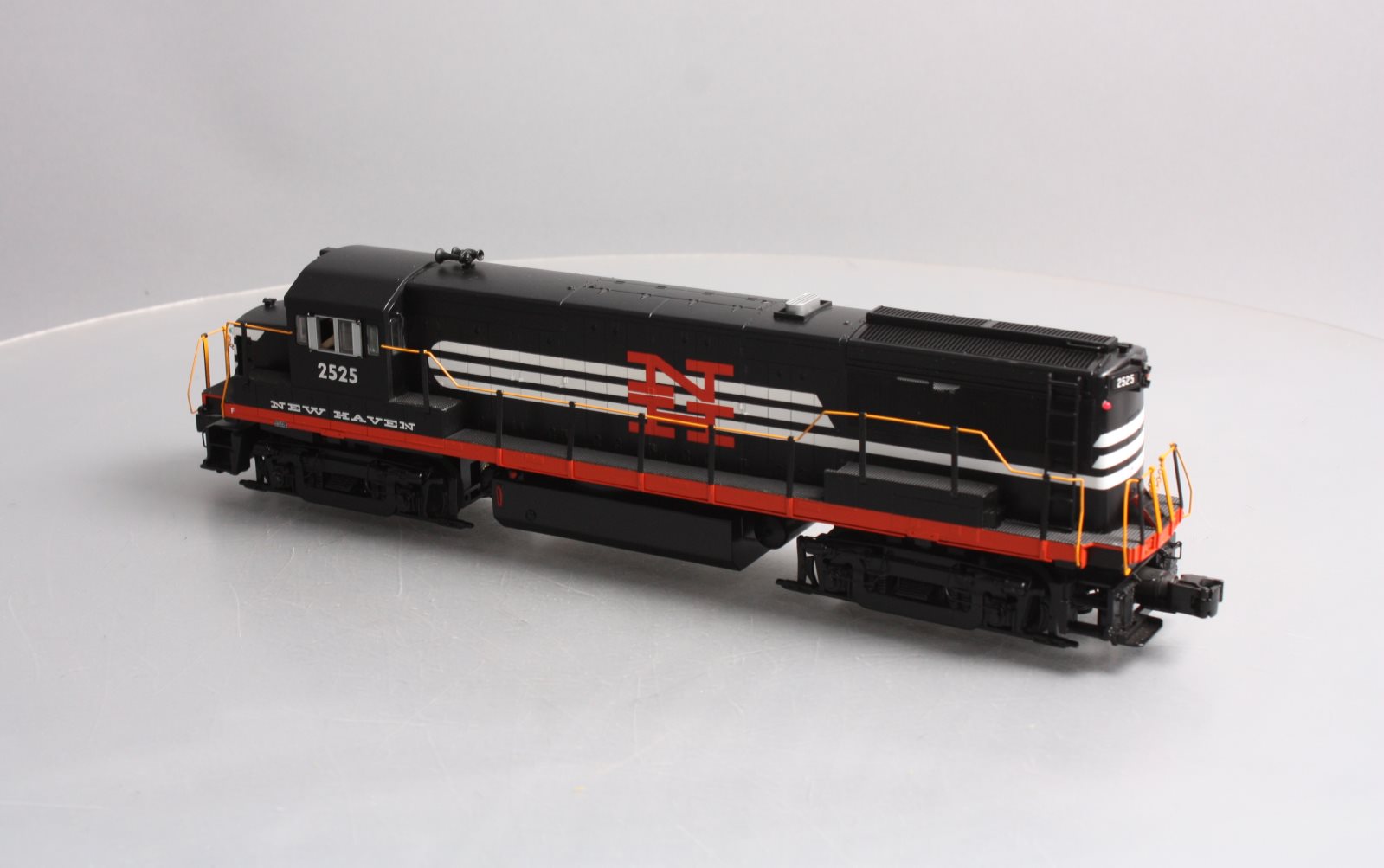 MTH 20-20145-1 O Gauge New Haven U25B Diesel Engine #2519 w/PS 2.0 Hi-Rail