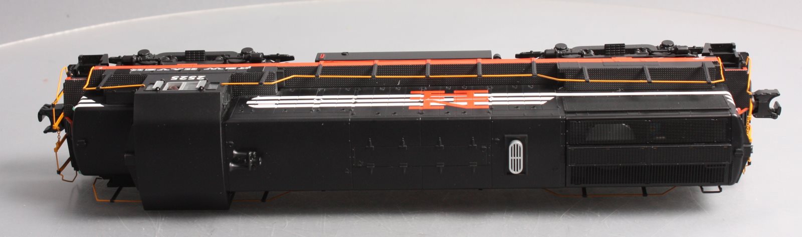 MTH 20-20145-1 O Gauge New Haven U25B Diesel Engine #2519 w/PS 2.0 Hi-Rail