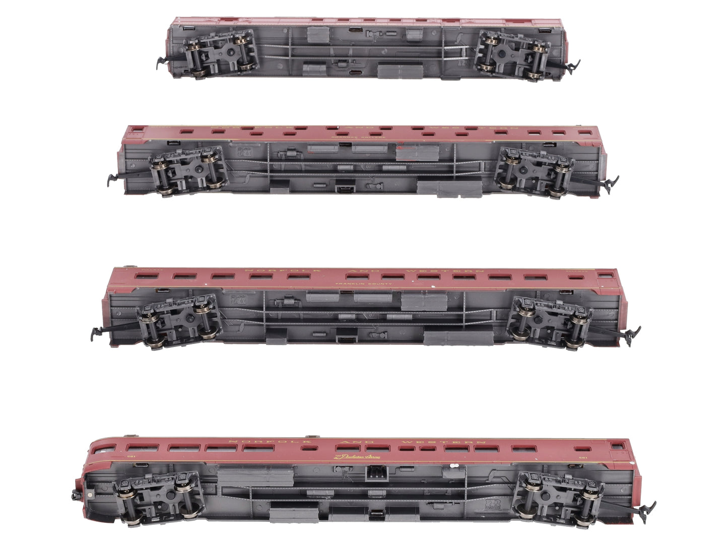 Rivarossi 6943 HO Norfolk and Western 1930‘s 4-Car Passenger Set (Set B) LN/Box
