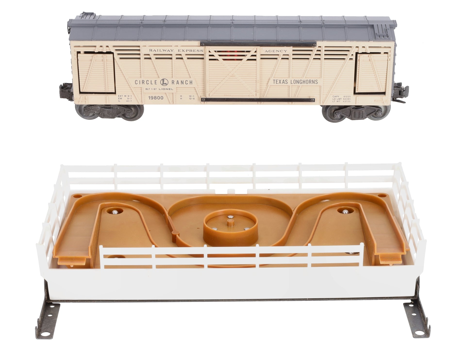 Lionel 6-19800 O Circle L Ranch Operating Cattle Car Set LN/Box