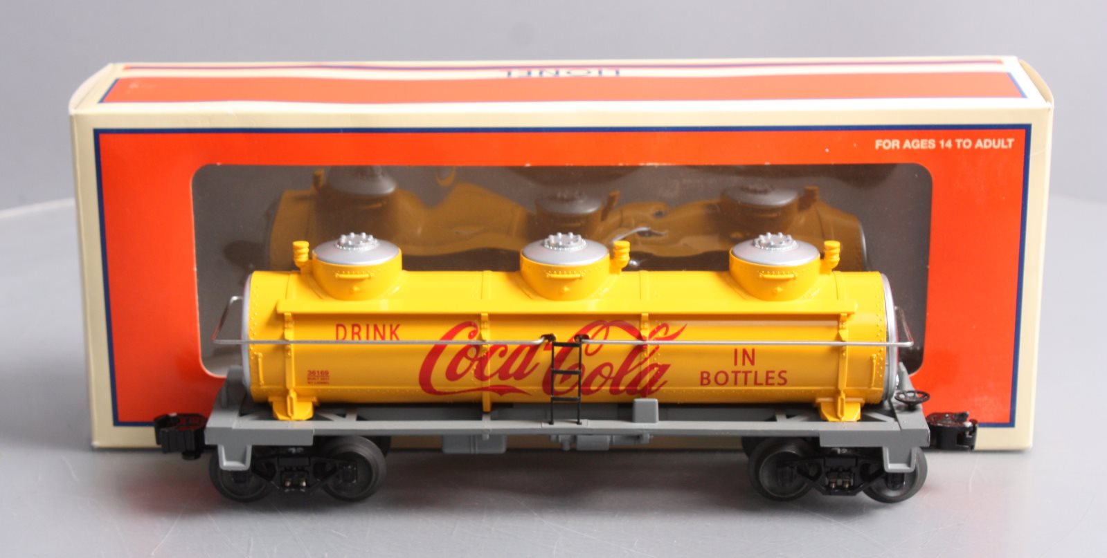 Lionel 6-36169 O Coca Cola 3-Dome Tank Car