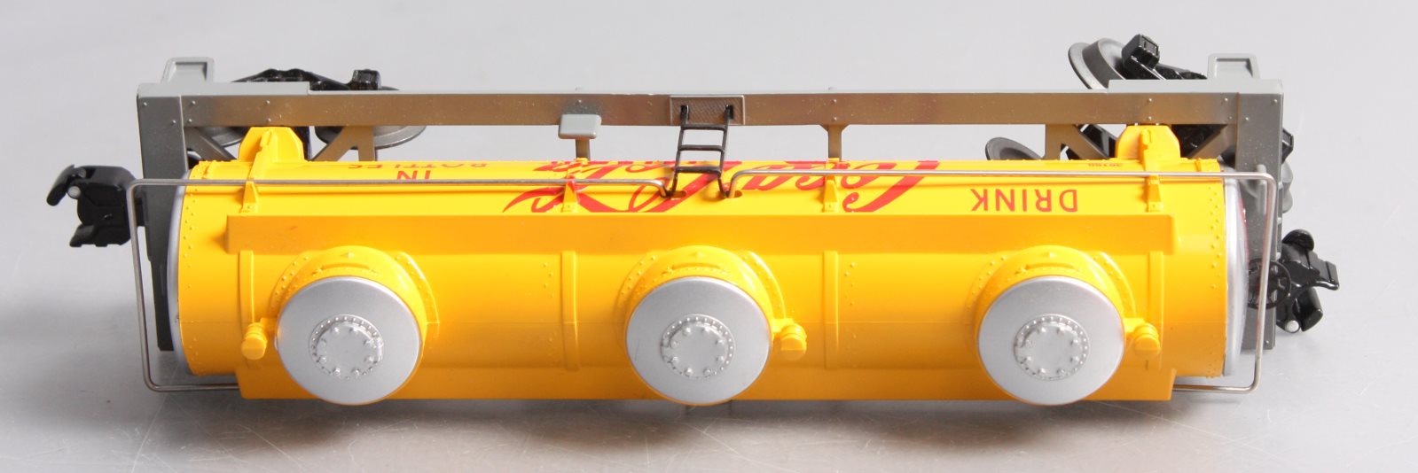 Lionel 6-36169 O Coca Cola 3-Dome Tank Car
