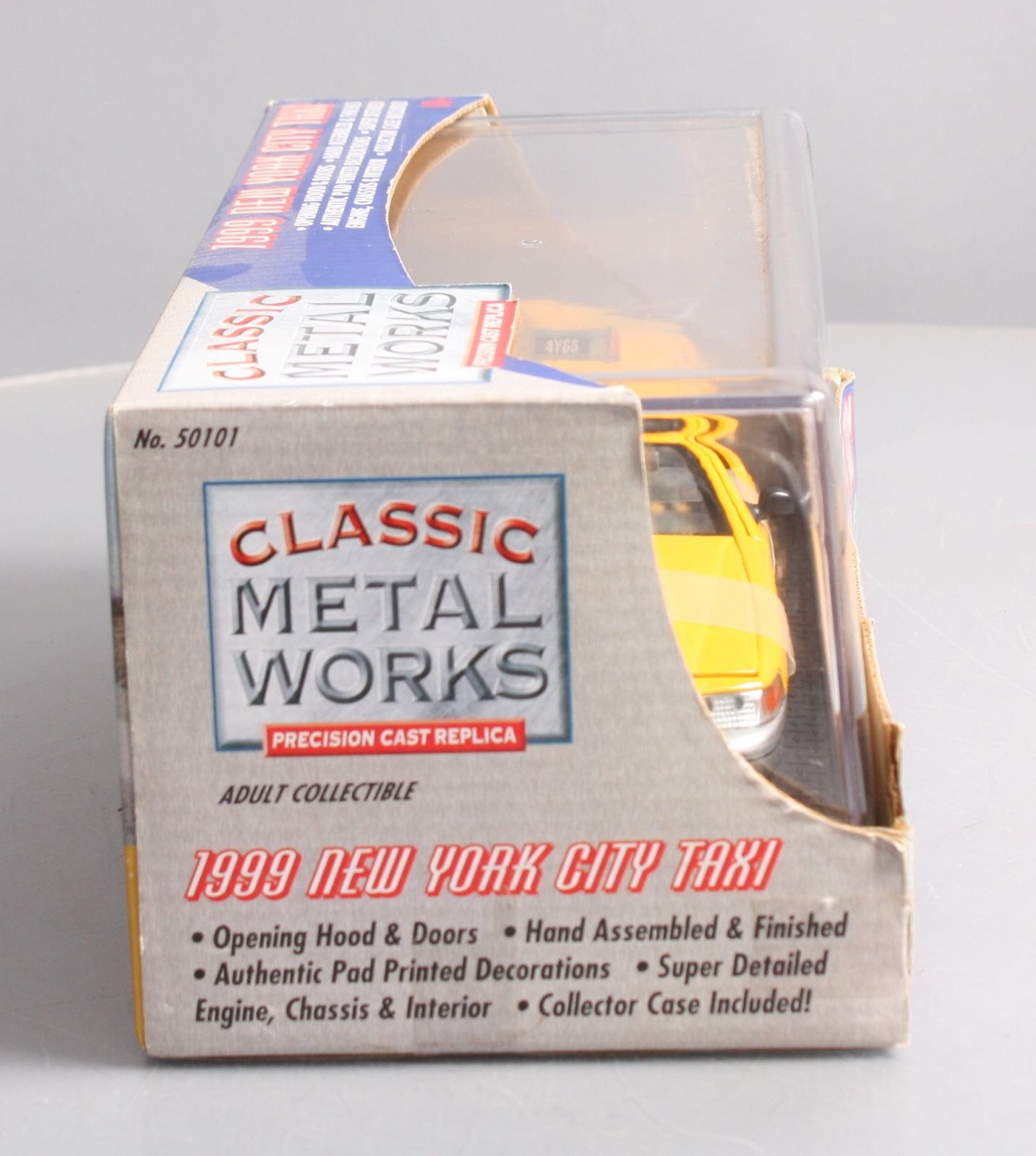 Classic Metal Works 50101 1:24 Yellow NYC 1999 Ford Crown Victoria Taxi