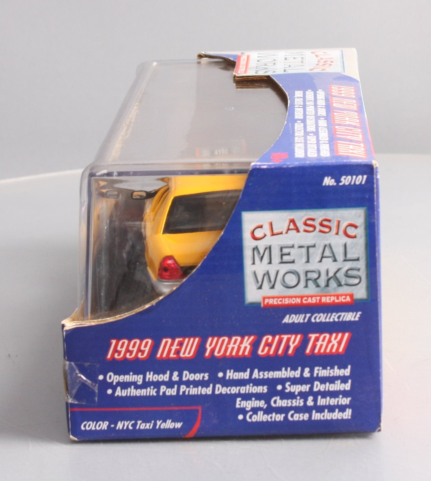 Classic Metal Works 50101 1:24 Yellow NYC 1999 Ford Crown Victoria Taxi