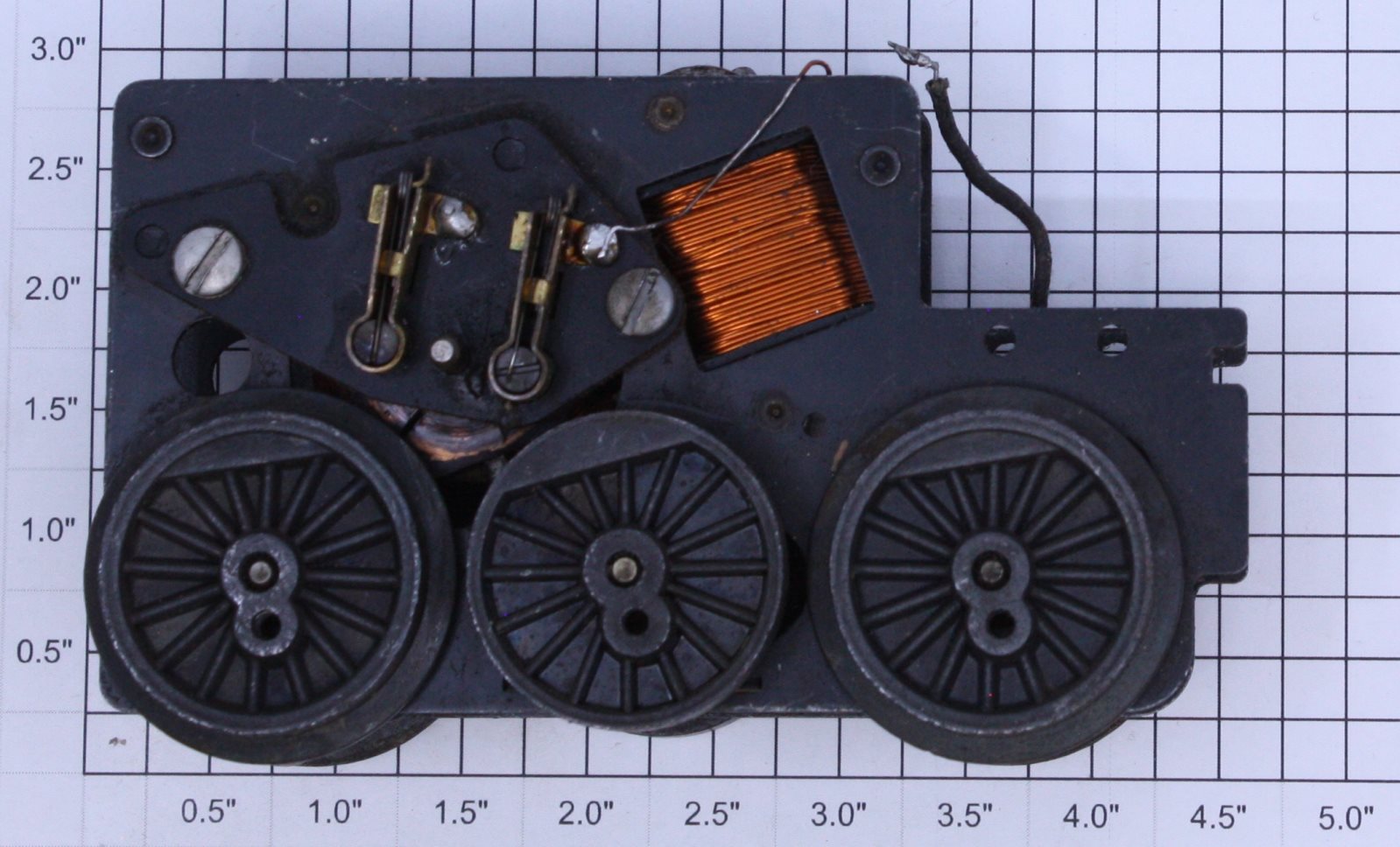 Lionel 2026-100 6-Wheel Motor Chassis w/o E-Unit - Working