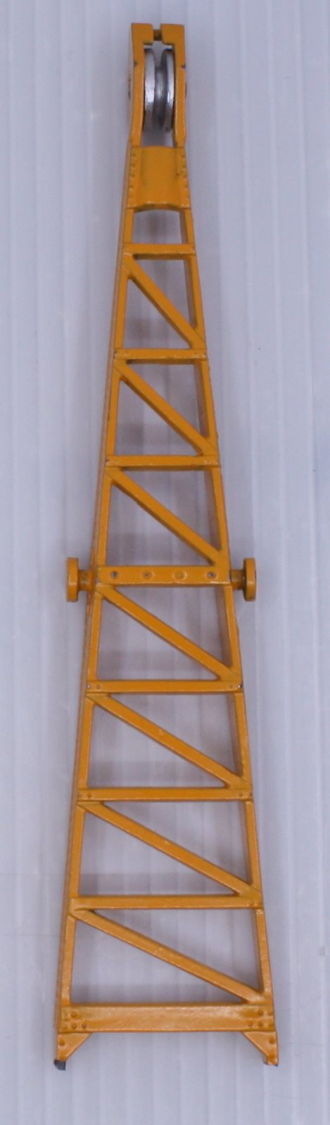 Lionel 3360-9 Damaged Metal Dark Yellow Boom w/ Pulley Wheel