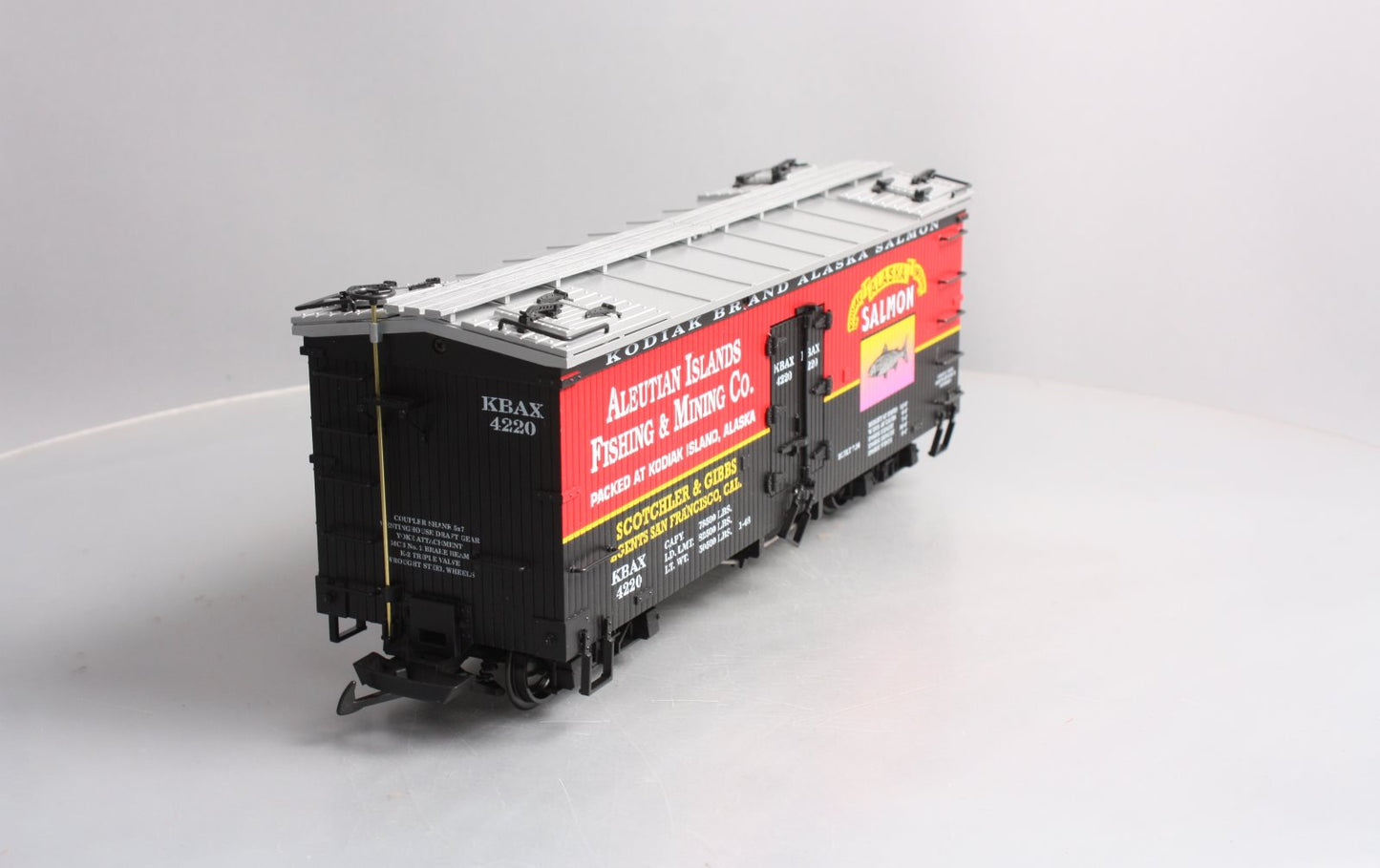 USA Trains R16221 G Alaska Salmon Reefer Car