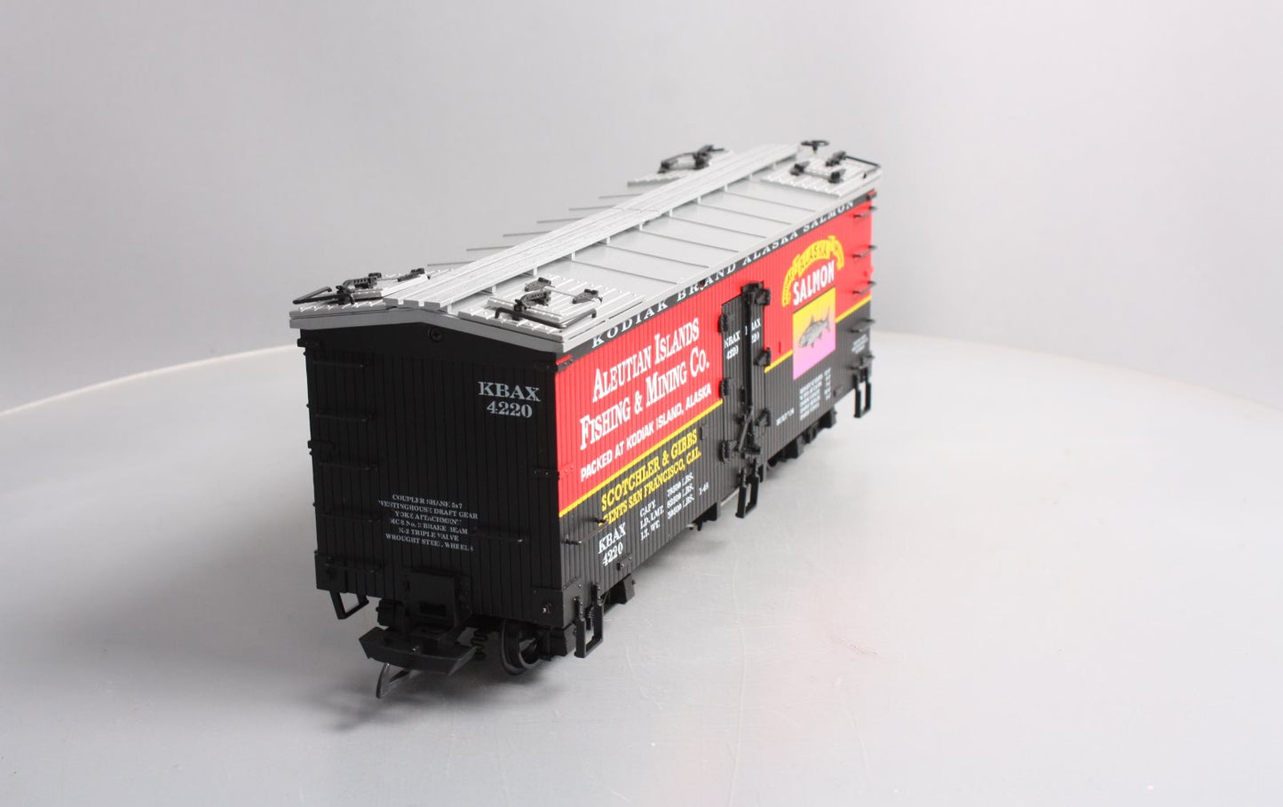 USA Trains R16221 G Alaska Salmon Reefer Car
