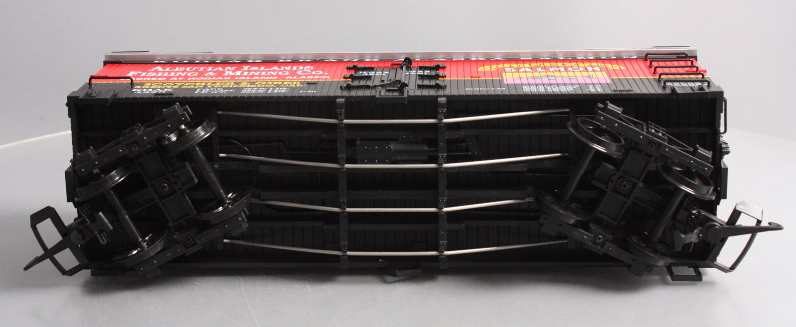 USA Trains R16221 G Alaska Salmon Reefer Car
