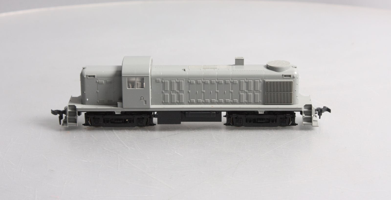Kato 37-2100 HO Undecorated Alco RS-2 Diesel Locomotive LN/Box