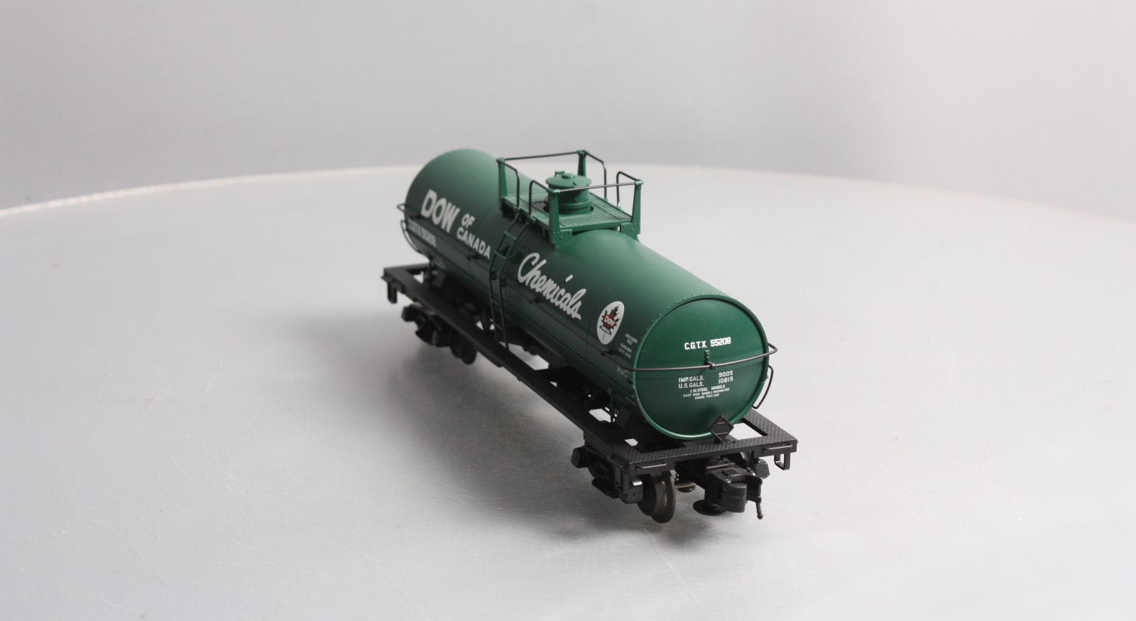 Atlas 8230-1 O Gauge Dow Of Canada 11,000 Gallon Tank Car #55208 (3-Rail) LN/Box