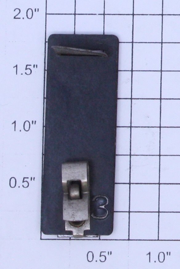 Marx Marx-1 O Gauge Single Fahnestock Track Lockon Connector