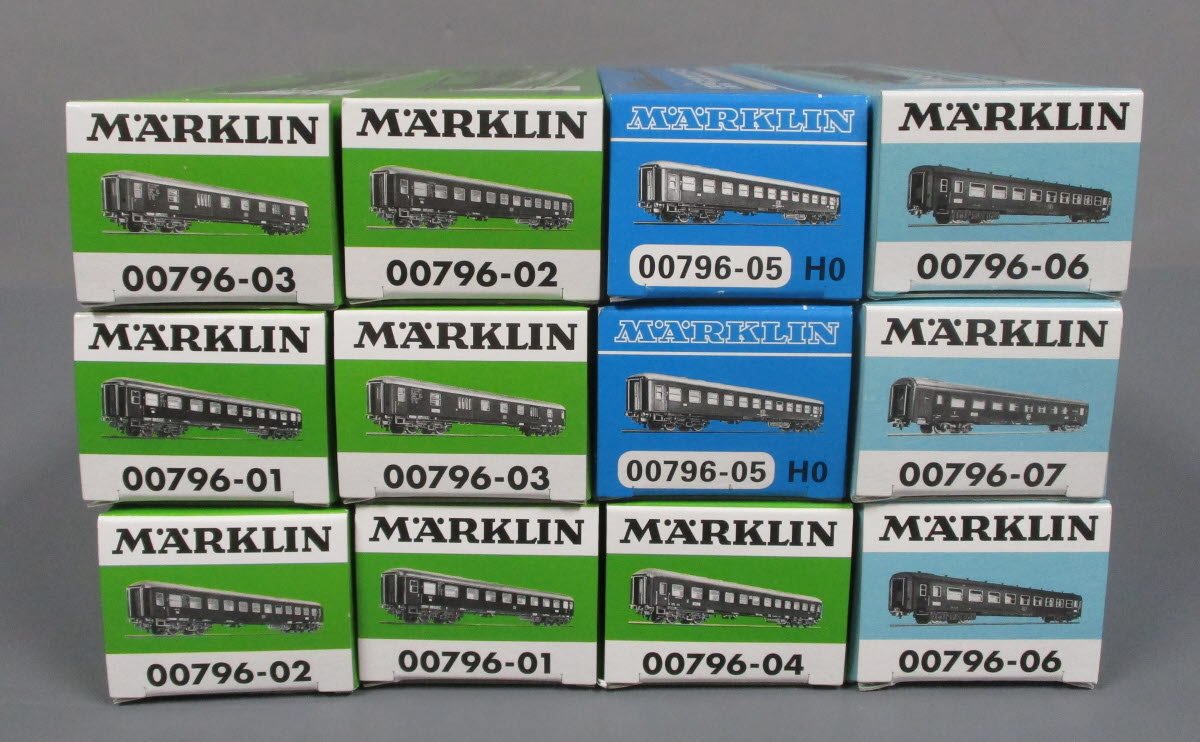 Marklin 00796 HO Scale 1st Class DB Tinplate Passenger Cars (Set of 12) NIB