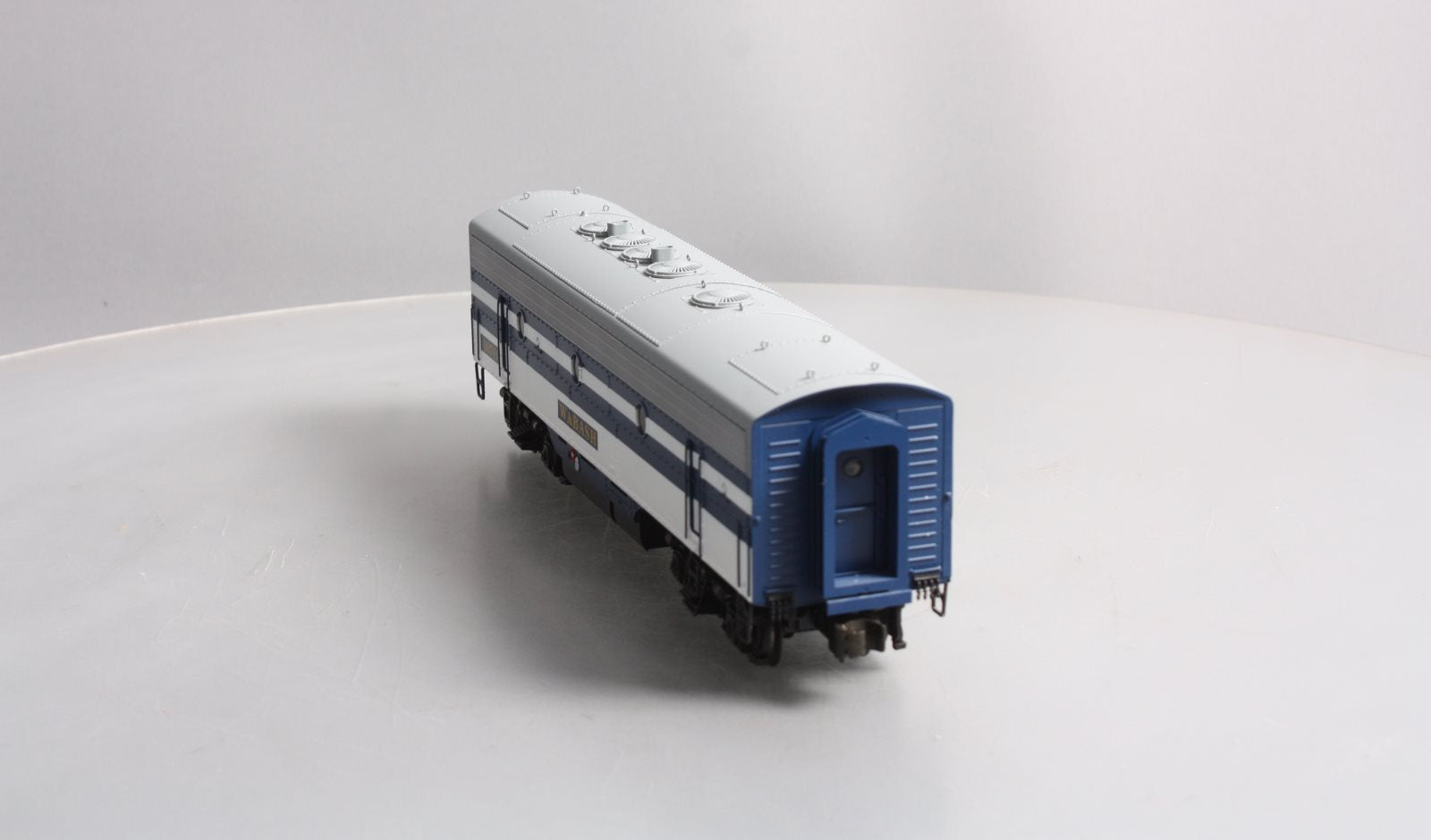 Lionel 6-38716 Wabash Legacy Scale F-7 Powered Diesel B-Unit #1102-B