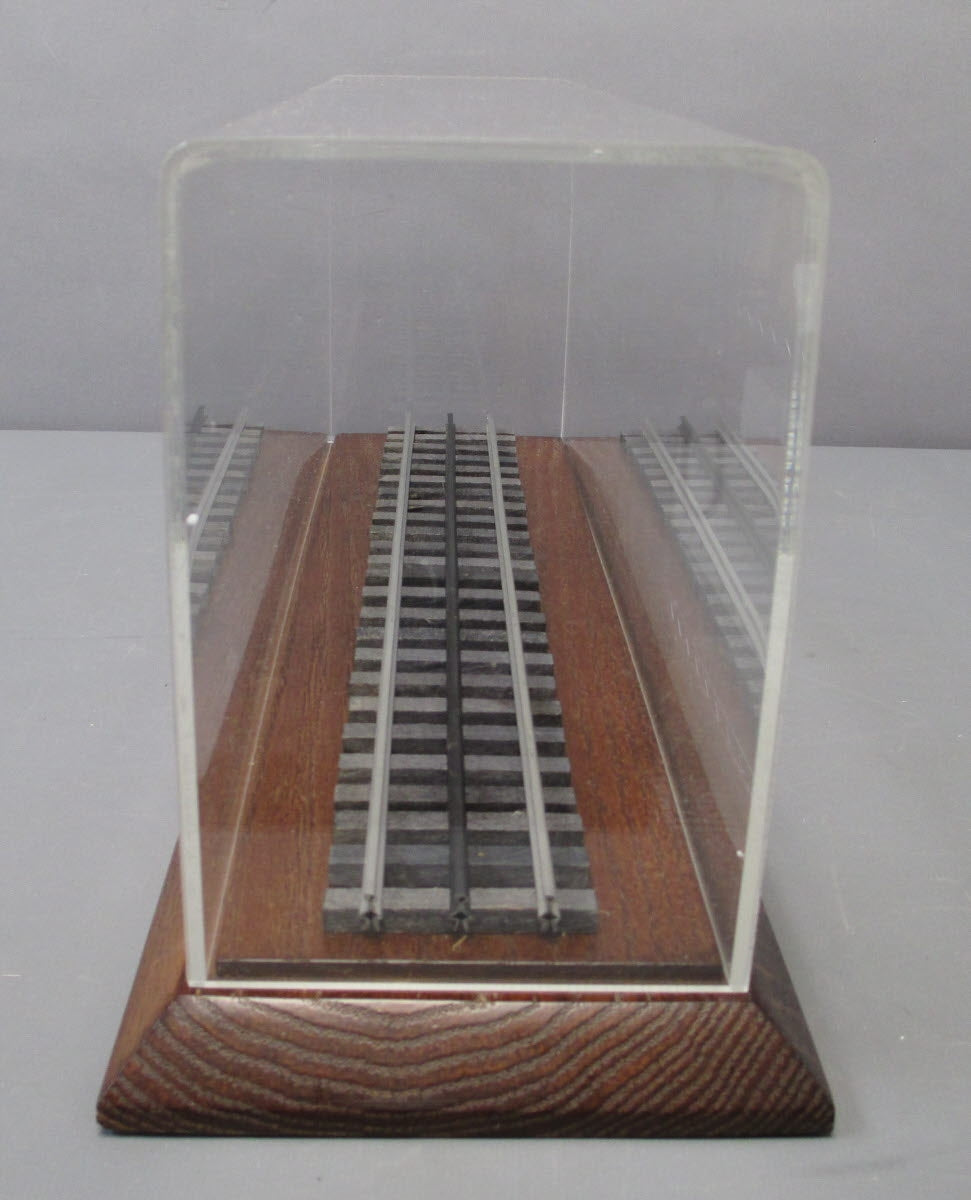 Lionel 6-18813 DM&IR SD-18 Diesel Locomotive W/ Display Case #8813 LN/Box