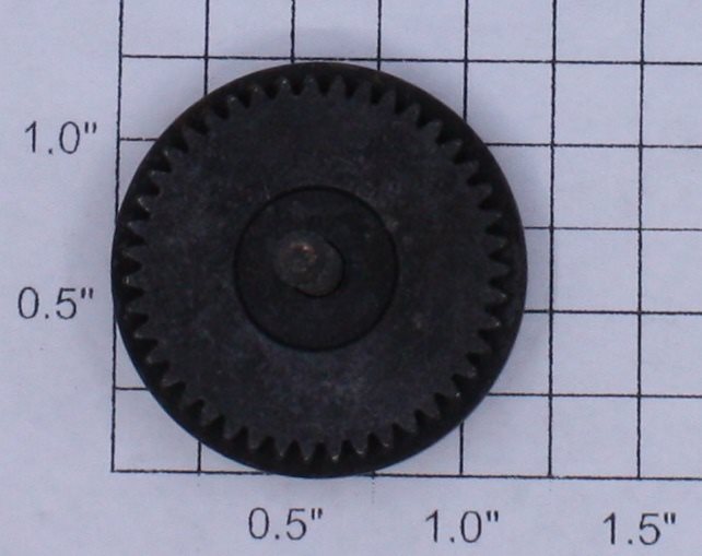 Lionel 2036-131 Gear & Center Wheel with Axle