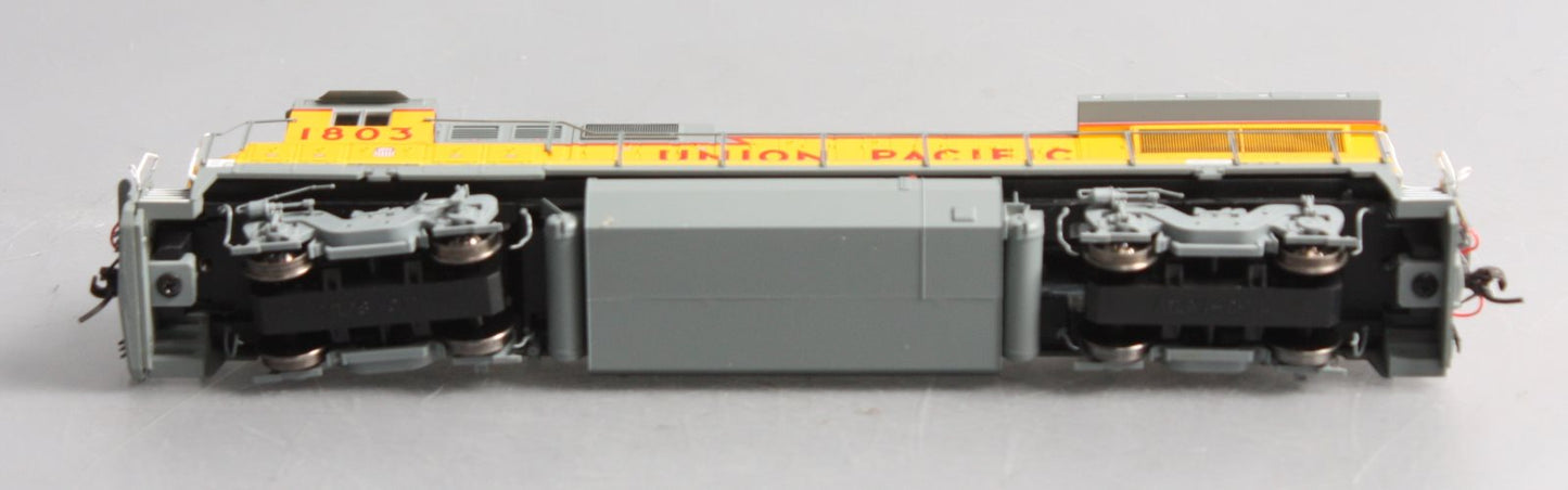 Atlas 7269 HO Union Pacific Dash 8-40B Diesel Locomotive Standard DC #1803