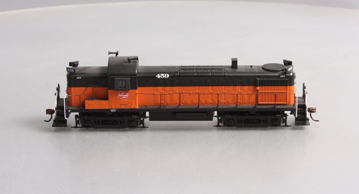 Roundhouse 96865 HO Milwaukee Road RS-3 Diesel Locomotive #459