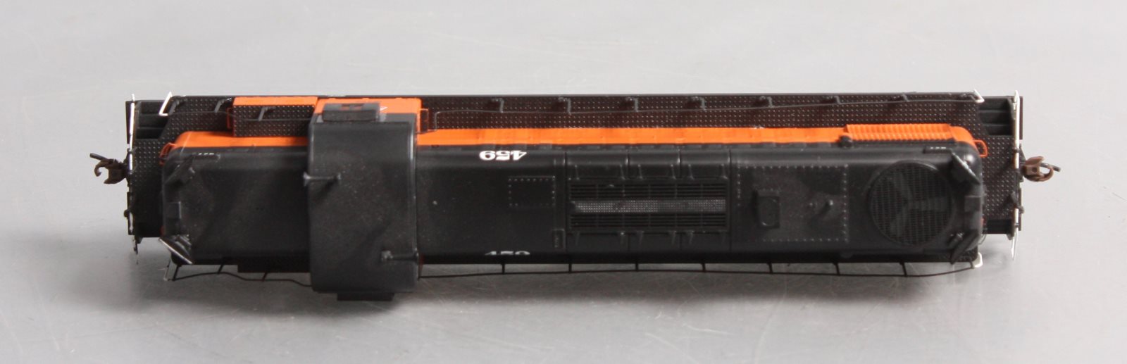 Roundhouse 96865 HO Milwaukee Road RS-3 Diesel Locomotive #459