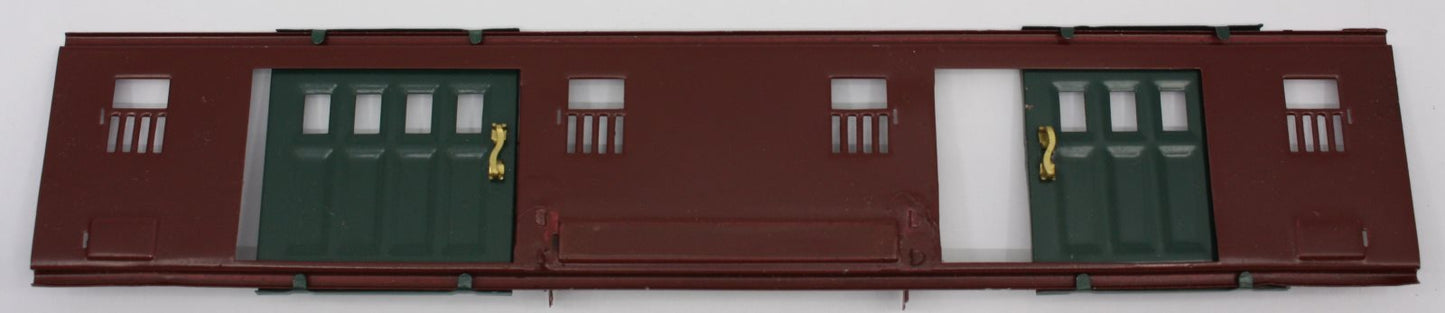Lionel 310-9 Maroon Car Insert with Green Door for Coach Car (Type I)