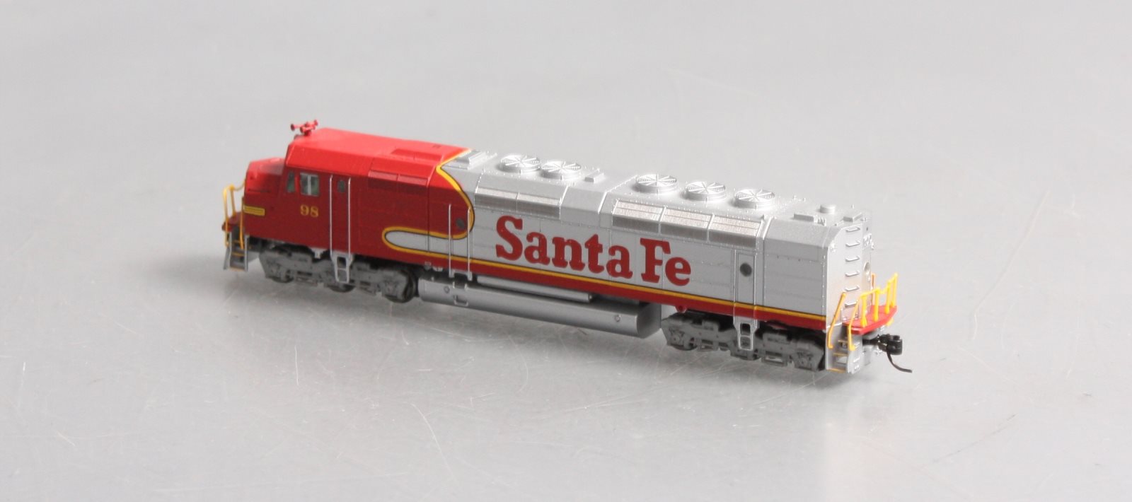 Athearn 22477 N Santa Fe FP45 with DCC & Sound SuperFleet #100 LN/Box